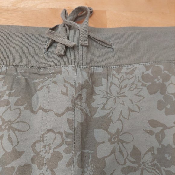 Denver Hayes Women's Skirt Army Green Floral Drawstring Waist Size Large - Picture 5 of 9